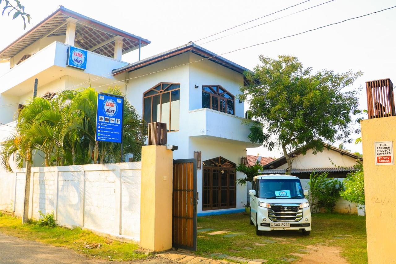 Like Mike Tourist Guest House & Restaurant 尼甘布 外观 照片
